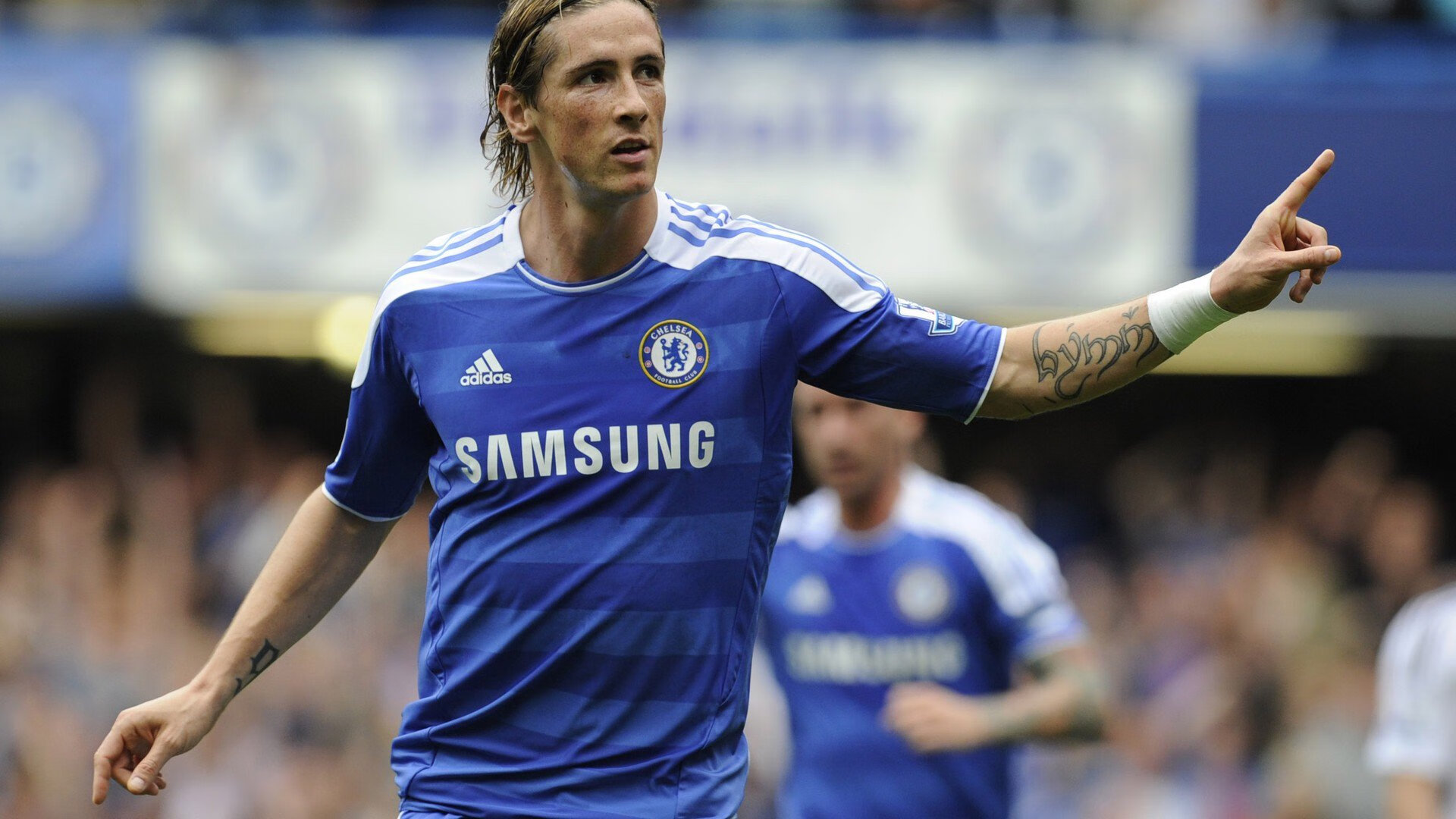 爱游戏-迪马利亚的魔笛,当曼城在安菲尔德吹响逆转的号角